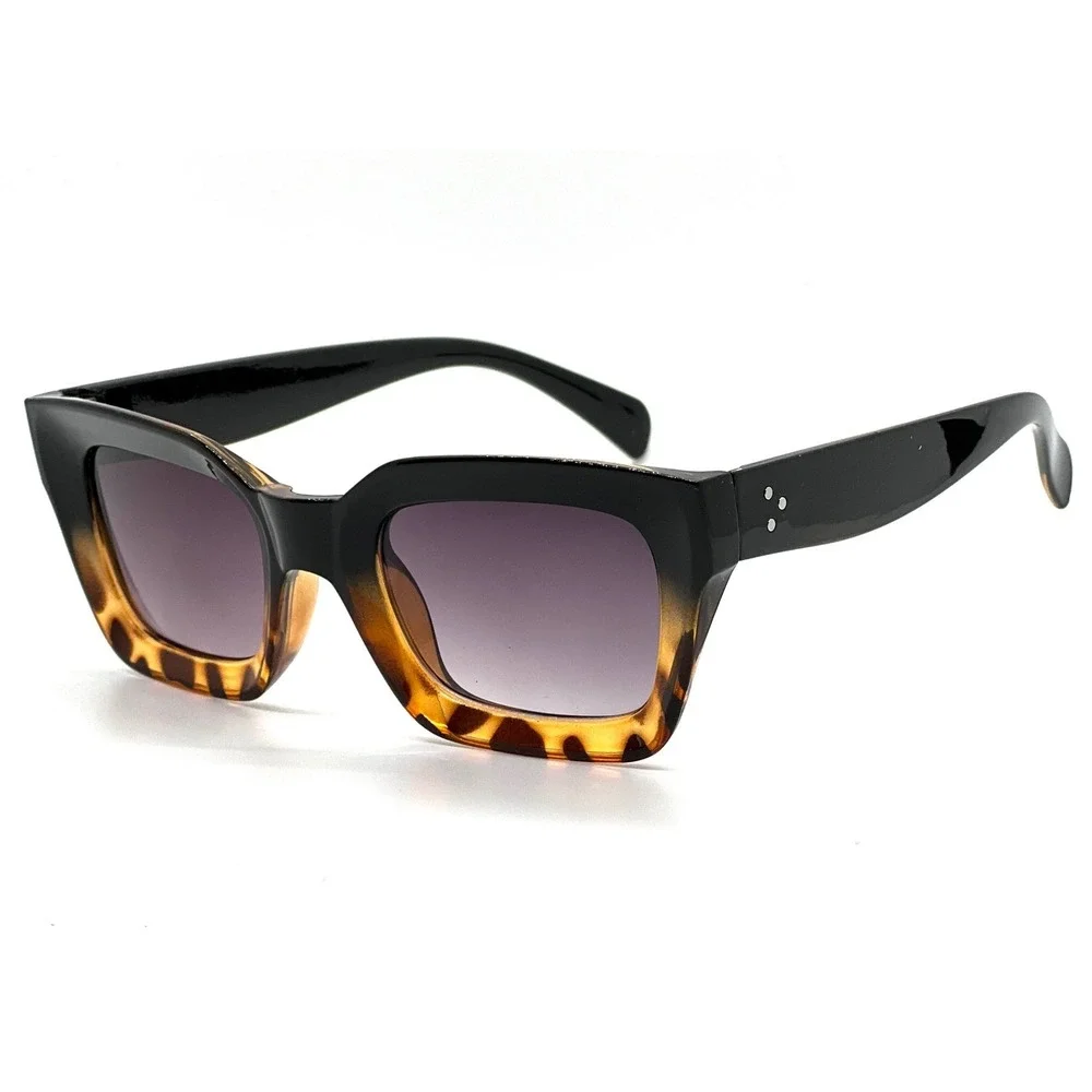 N/A chic square